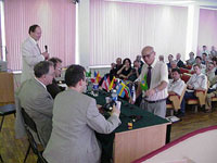 Professor Newton Milhomens Recebendo Homenagem na Rússia Professor Newton Milhomens Recebendo Homenagem na Rússia